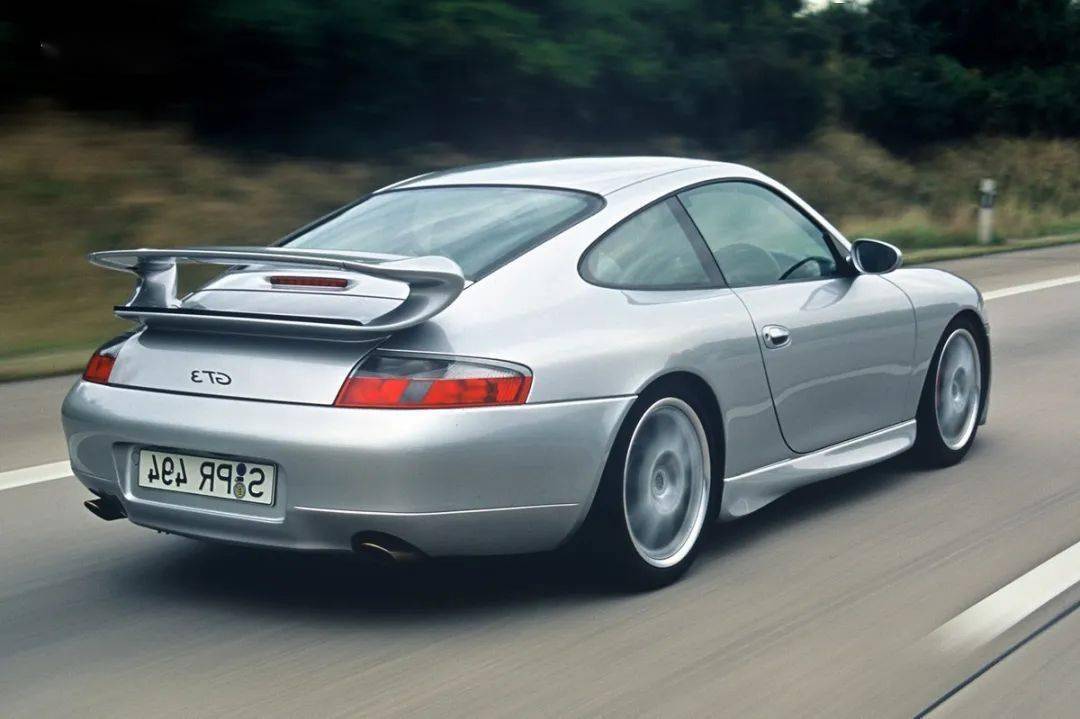 911車系首款水冷GT3,開啟賽道基因平民化時代