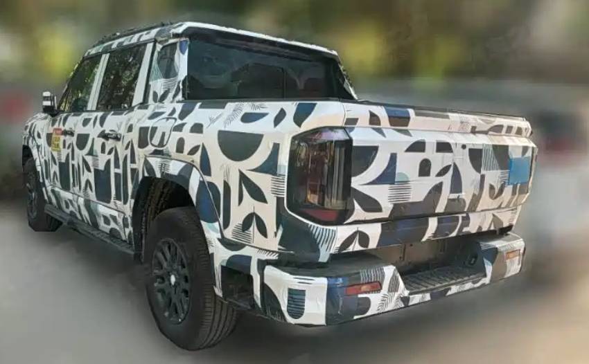 捷途縱橫 F700 量產版諜照曝光,定位越野皮卡,搭載鯤鵬超能混動系統(tǒng)
