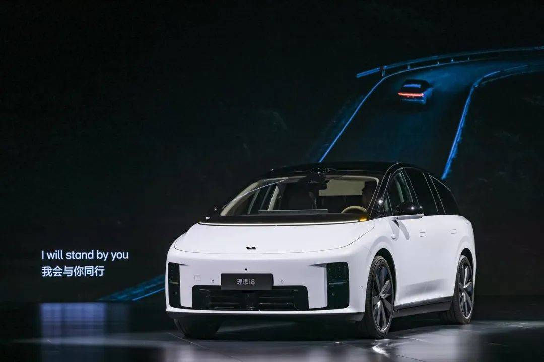 理想六座SUV換代,i8能否重演L9奇跡?
