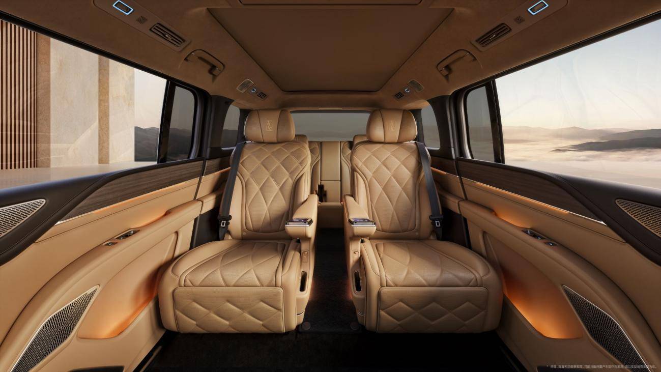 仰望U8L鼎世版預(yù)售開(kāi)啟,130萬(wàn)重新定義頂級(jí)行政豪華SUV