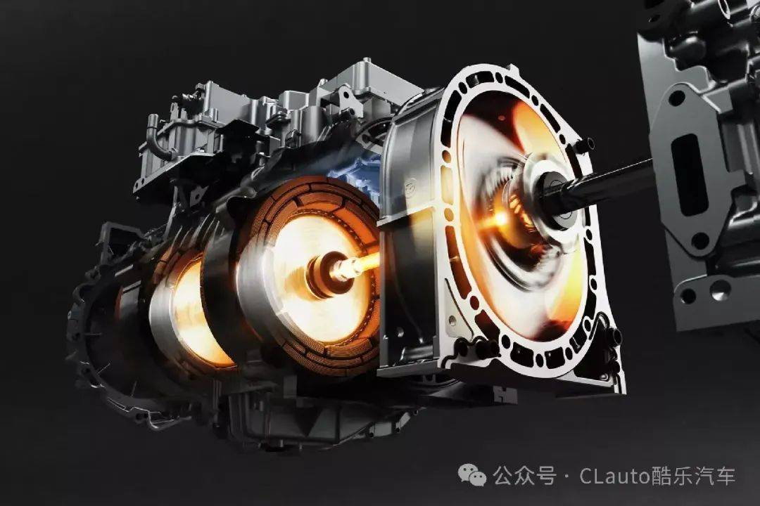 Iconic SP:中置轉(zhuǎn)子+電機(jī)+手動(dòng)擋,日系小廠馬自達(dá)的駕控執(zhí)念