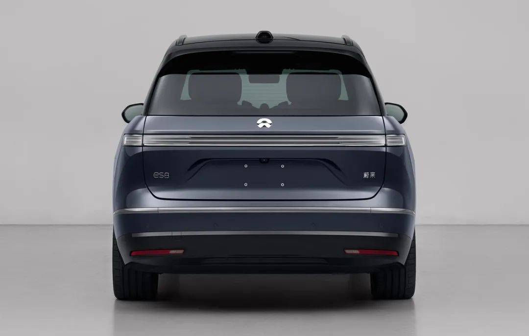 蔚來(lái)遭遇“車型政變” ES8緊急換代“清君側(cè)”