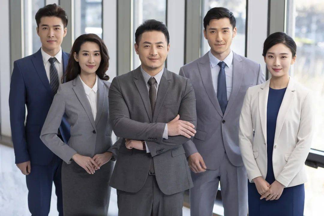 迎接第三代ES8重磅上市,800名豪華車銷售精英“倒戈”蔚來