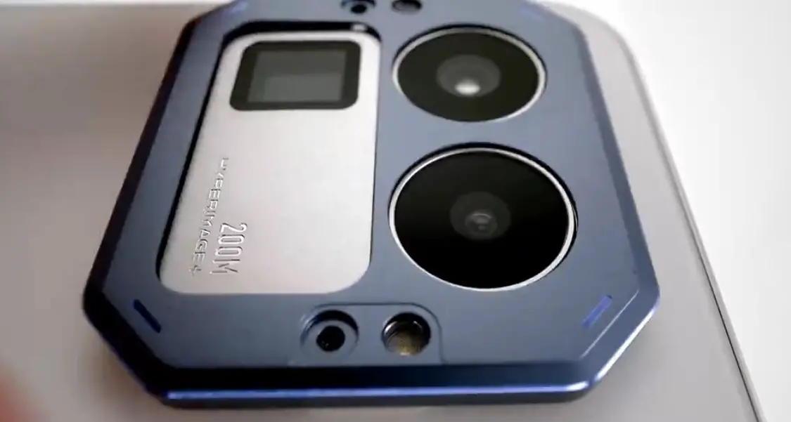 真我GT8Pro攝像頭模組可機械拼裝 網友靈魂發問:手機殼怎么設計 真我GT8Pro攝像頭模組可機械拼裝 網友靈魂發問:手機殼怎么設計